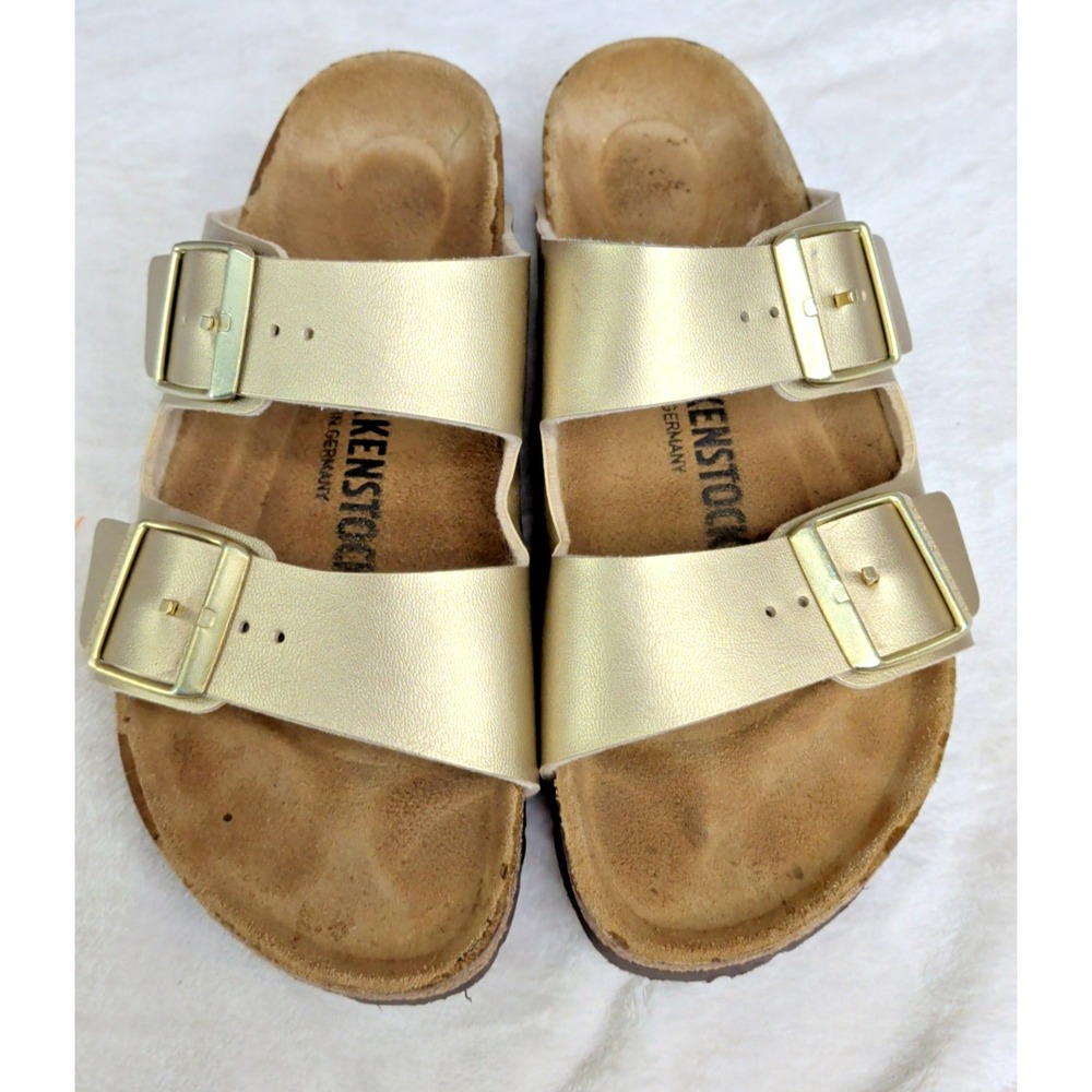 Birkenstock Arizona Sandal 38/7.5 Gold Metallic